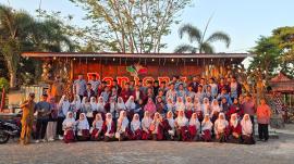 Kalurahan Ponjong Terima Kunjungan Edukatif Agrowisata dari Siswa SMPS IT Ishlahul Ummah Prabumulih